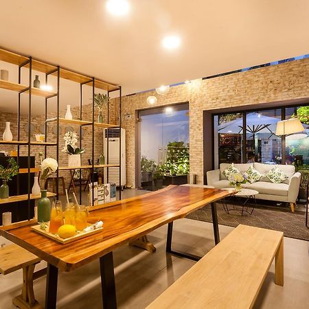 La Regatta Boutique Residences Ho Chi Minh City Exterior photo
