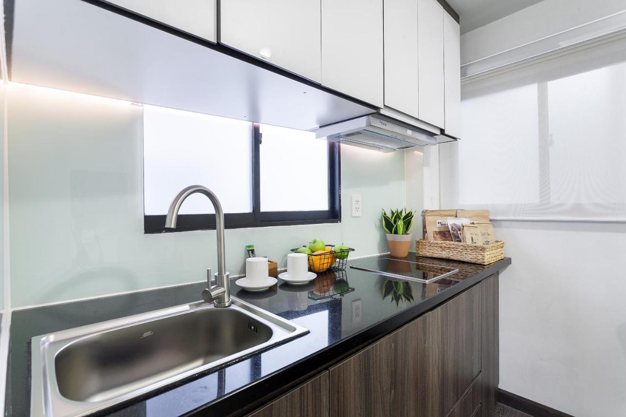 La Regatta Boutique Residences Ho Chi Minh City Exterior photo