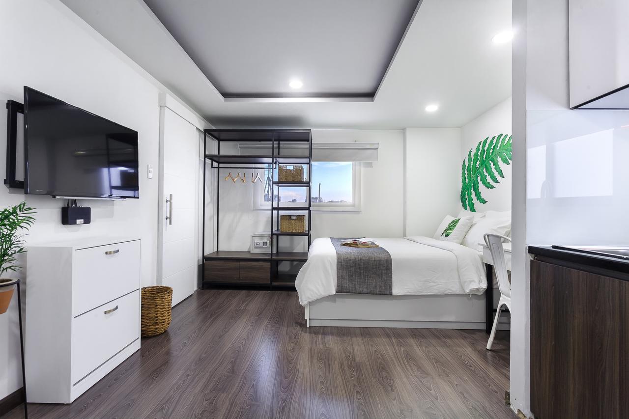 La Regatta Boutique Residences Ho Chi Minh City Exterior photo